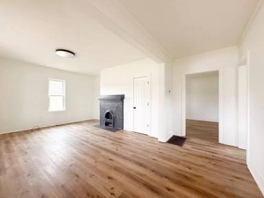 Main picture of 2456 Monterey Hwy