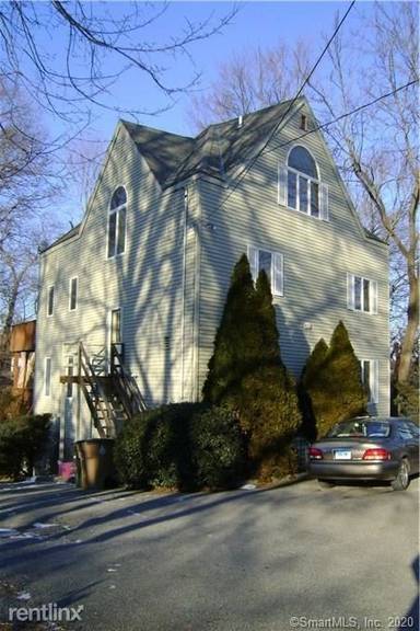 Main picture of 87 Bridge St