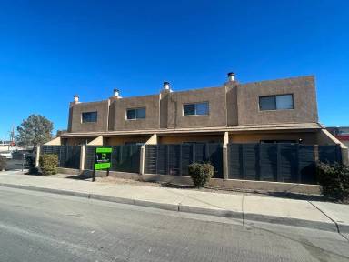 Main picture of 1110 1112 1114 Ortiz Dr