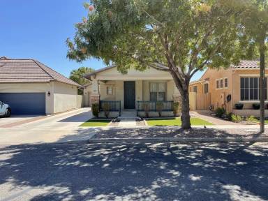 Main picture of 15427 W Aster Dr