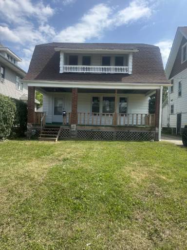 Main picture of 3295 E 135th St