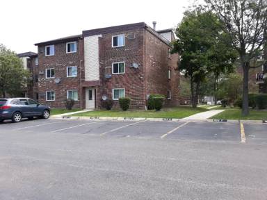 Main picture of 490 Pleasant Run Dr
