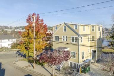 Main picture of 936 Highland Ave