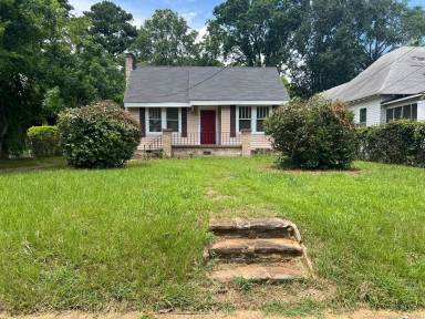Main picture of 3204 5th St