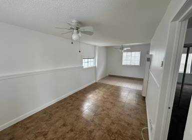 Main picture of 10560 Floralita Ave