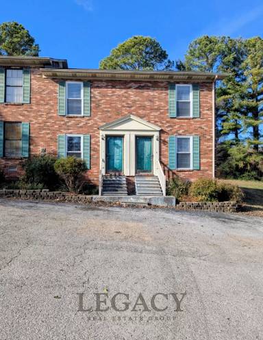 Main picture of 1034 Brookview Dr