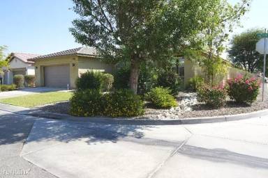 Main picture of 37798 Chesterfield St