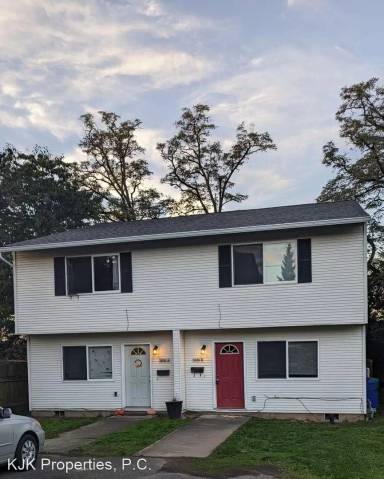 Main picture of 5835 NE Mason St
