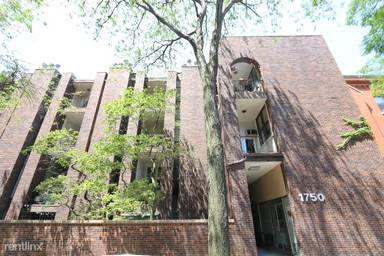 Main picture of 1750 N Wells St