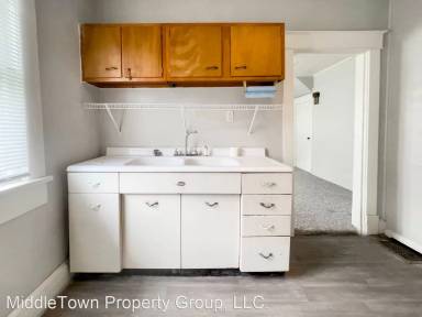 Main picture of 218 S Martin St