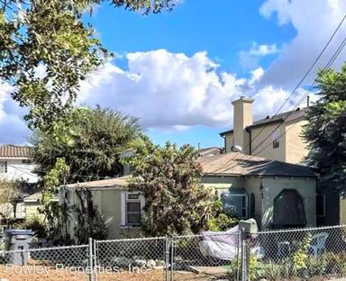 Main picture of 21036 Shearer Ave