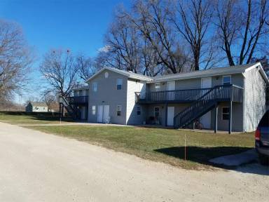 Main picture of 1610 E. Rock Falls Road