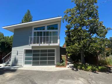Main picture of 301 Lacour Way