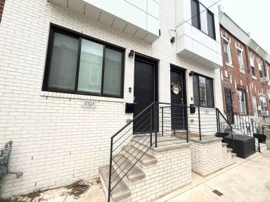 Main picture of 2921 Gerritt St