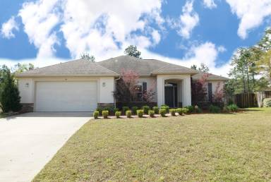 Main picture of 124 Alicia Dr