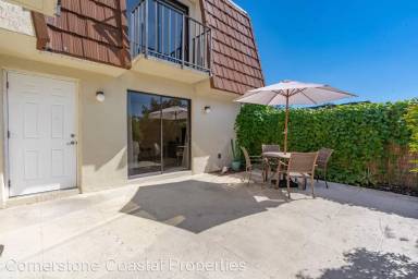 Main picture of 1462 Park Shore Cir