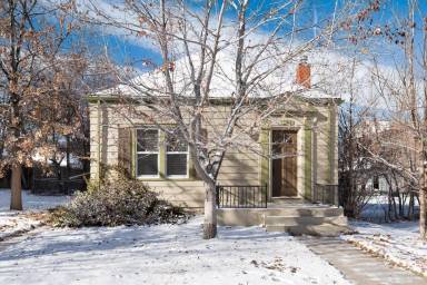 Main picture of 3667 S Acoma St