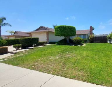 Main picture of 3185 Bernie Dr
