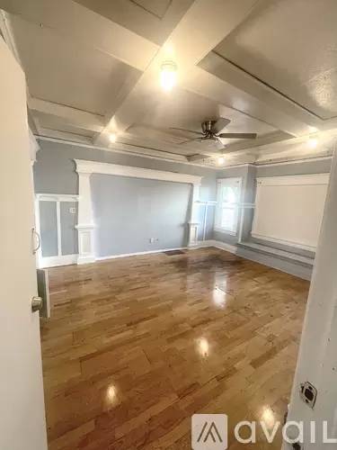 Main picture of 409 W 17th St