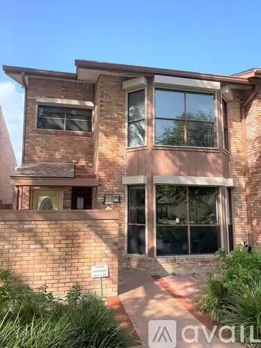 Main picture of 5320 Guava Dr