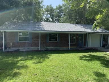 Main picture of 709 S Adelle Ave