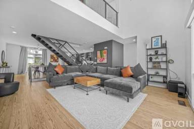 Main picture of 1277 Aalto Main NW