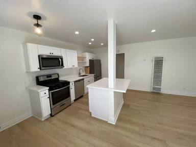 Main picture of 203 Ladera St