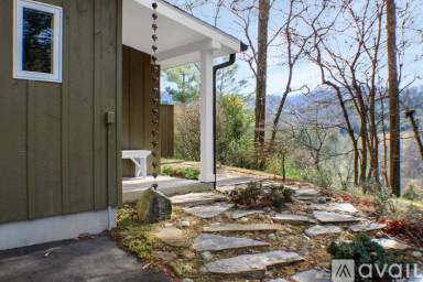 Main picture of 21 Woodbury Rd