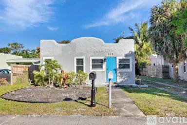 Main picture of 613 El Vedado