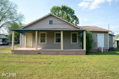 Main picture of 3611 Fairview St SW