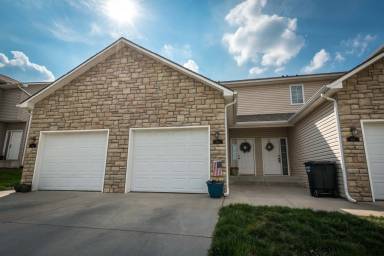 Main picture of 610 Oakbrook Pl