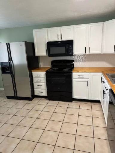 Main picture of 4301 W Annapolis Dr
