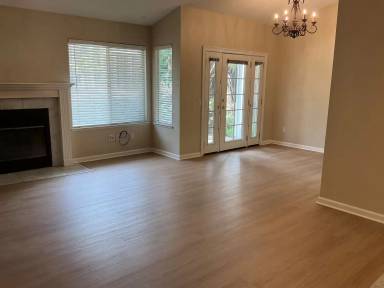 Main picture of 3453 Cobblestone Dr