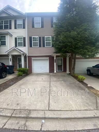 Main picture of 622 Providence Pl SW