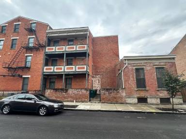 Main picture of 1435 Walnut St