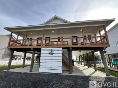 Main picture of 37472 Sailors Ct
