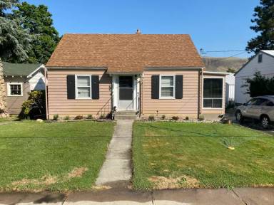 Main picture of 718 4th Ave N