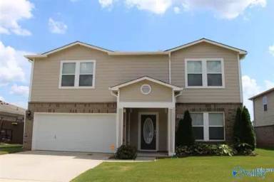 Main picture of 123 Grantham Cir