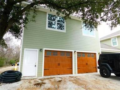 Main picture of 410 Fulton St