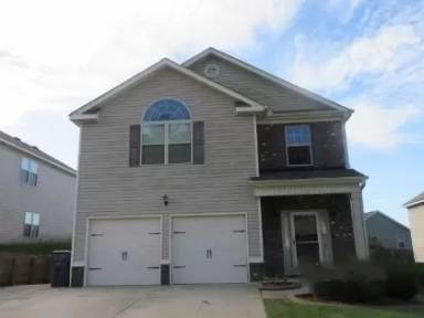 Main picture of 471 Lory Ln