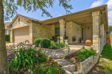 Main picture of 406 Comal Run