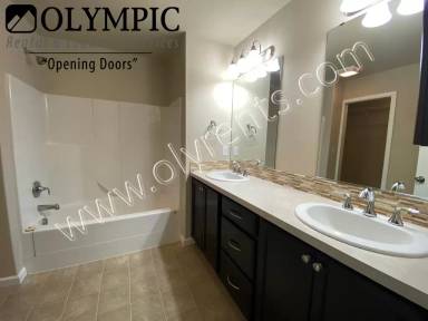 Main picture of 3228 15th Way SE