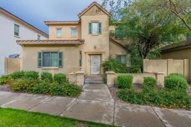 Main picture of 14038 W Country Gables Dr