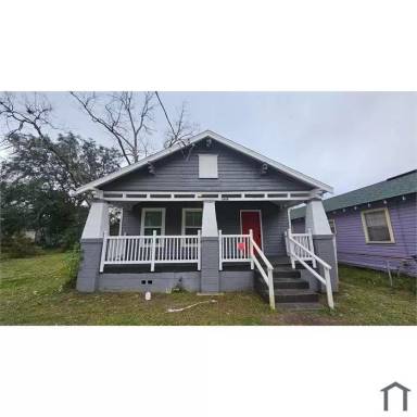 Main picture of 1446 W 23rd St