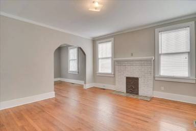 Main picture of 1316 Merry St