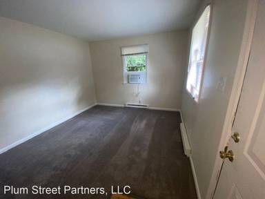 Main picture of 701 Plum St