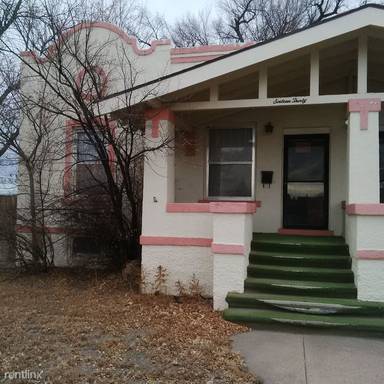 Main picture of 1630 Illinois St