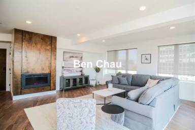 Main picture of 26 Hichborn St