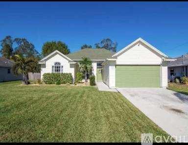Main picture of 2321 SW Fern Cir