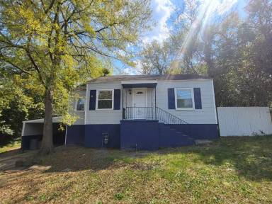 Main picture of 3566 McKenzie Dr